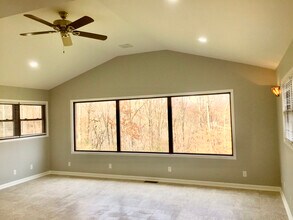 228 Mark Dr in Johnson City, TN - Building Photo - Building Photo