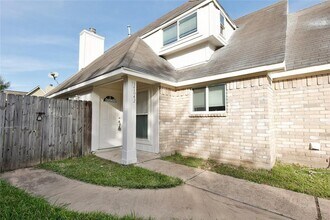 17642 Northfalk Dr in Houston, TX - Building Photo - Building Photo