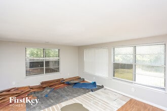 3205 Hanover Dr in Arlington, TX - Building Photo - Building Photo