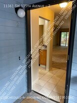 11361 SW 135th Ave in Portland, OR - Building Photo