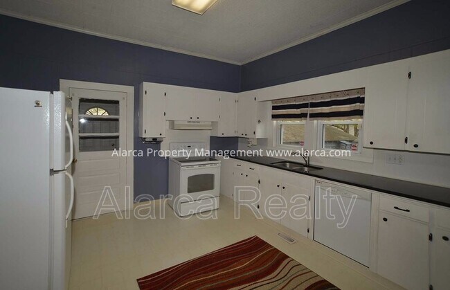 property at 207 Doster Ave