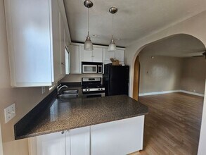 320-322 Foothill Blvd in San Luis Obispo, CA - Building Photo - Building Photo