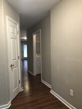 2128 Delta Blvd in Tallahassee, FL - Building Photo - Building Photo