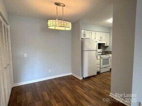 3139 Heathstead Place in Charlotte, NC - Building Photo - Building Photo