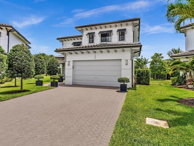 3029 Bellflower Cir in West Palm Beach, FL - Building Photo - Building Photo