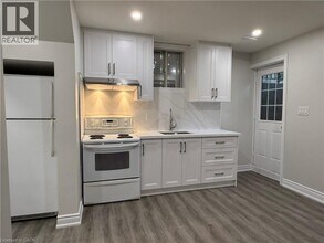 87 Peter St in Hamilton, ON - Building Photo - Building Photo