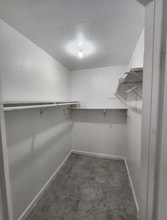10110 Forum Park Dr in Houston, TX - Building Photo - Building Photo