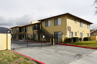 Park Village Delux in San Jacinto, CA - Foto de edificio - Building Photo