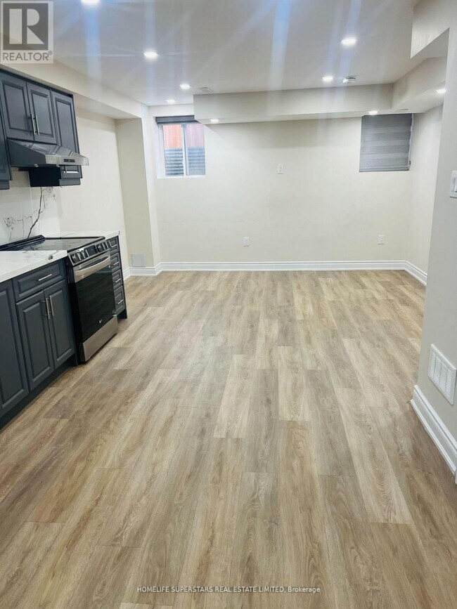 17 Speckled Alder St. in Caledon, ON - Building Photo - Building Photo