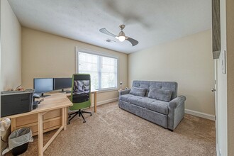 34 Allegheny Ave in Oakmont, PA - Building Photo - Building Photo