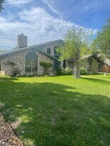 203 Coronado Dr N in Kerrville, TX - Building Photo