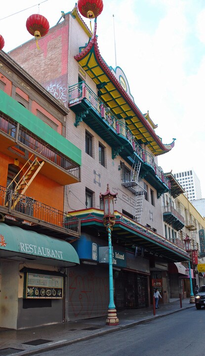 930-932 Grant Ave in San Francisco, CA - Building Photo