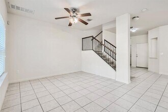 1620 Bryant Dr, Unit 3202 in Round Rock, TX - Building Photo - Building Photo