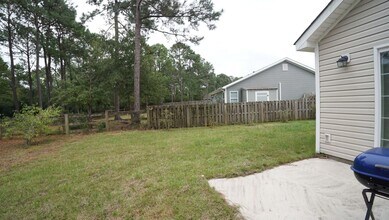 412 Ridgeway Dr in Sneads Ferry, NC - Building Photo - Building Photo
