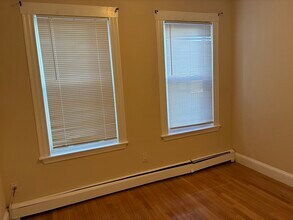 71 W Selden St in Boston, MA - Building Photo - Building Photo