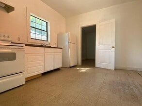 111 Nancy Pl. in San Antonio, TX - Building Photo - Building Photo