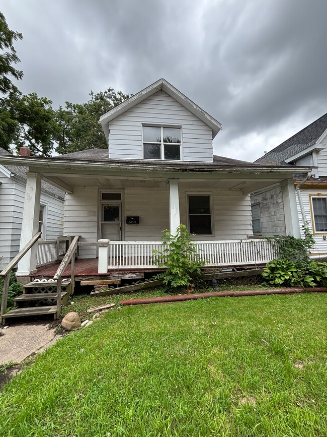 property at 609 Tracy St