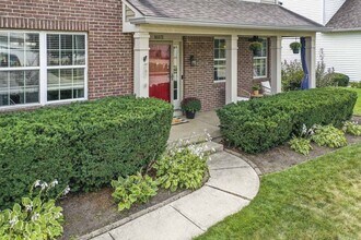 16571 Lakeville Xing in Westfield, IN - Building Photo - Building Photo