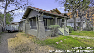 1111 E Quincy St in San Antonio, TX - Building Photo - Building Photo