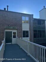 1112 Summit Pointe in Scranton, PA - Building Photo