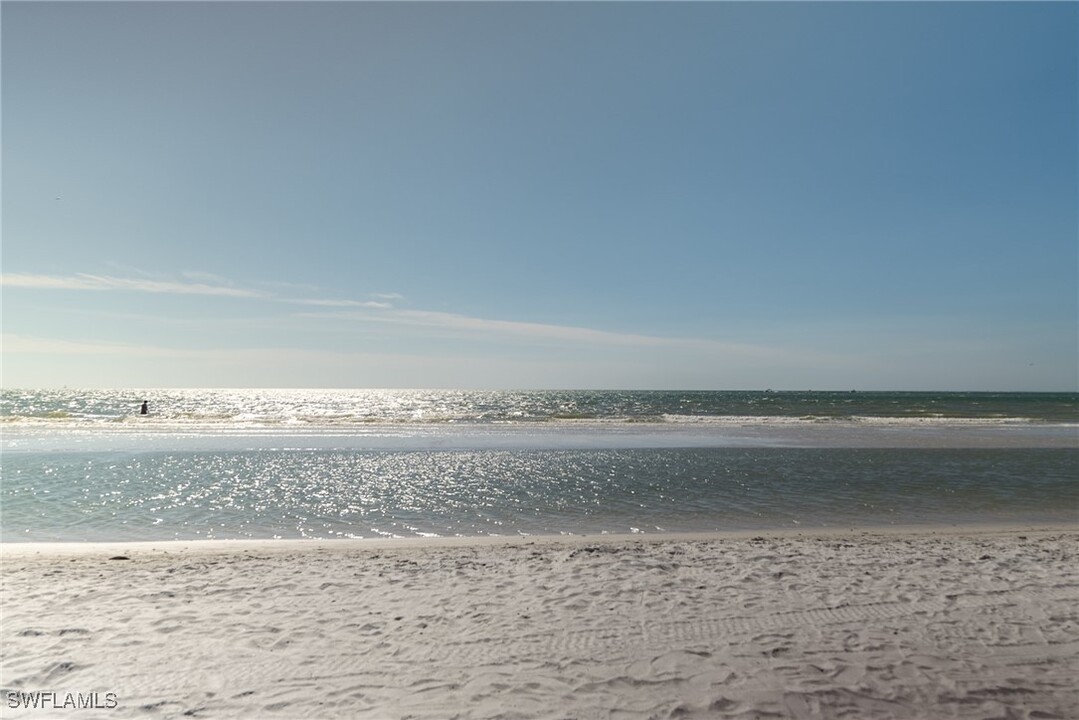 22652 Island Pines Way in Fort Myers Beach, FL - Building Photo