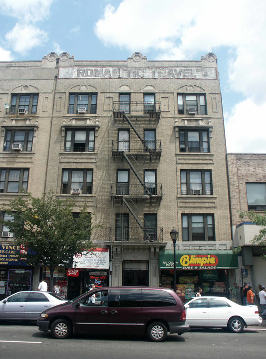 962 Southern Blvd in Bronx, NY - Foto de edificio