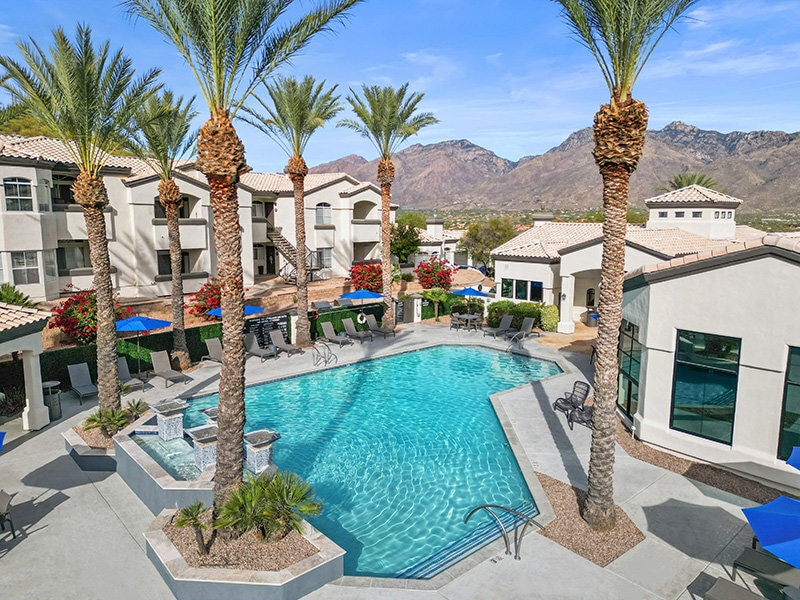 Pinnacle Heights in Tucson, AZ - Foto de edificio