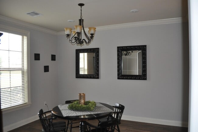 3921 Creole St in Lake Charles, LA - Building Photo - Building Photo