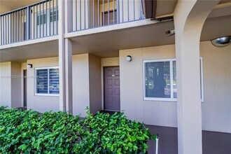 13100 SW 11th Ct in Pembroke Pines, FL - Building Photo - Building Photo