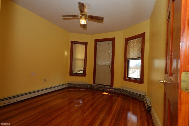 10 Norton St-Unit -Apt 2 in Boston, MA - Building Photo - Building Photo