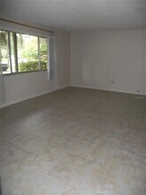 3224 NW 48 Pl in Gainesville, FL - Building Photo - Building Photo