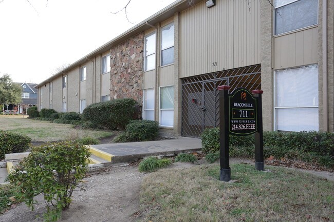 Upper E - Beacon Hill (OLD) in Dallas, TX - Foto de edificio - Building Photo