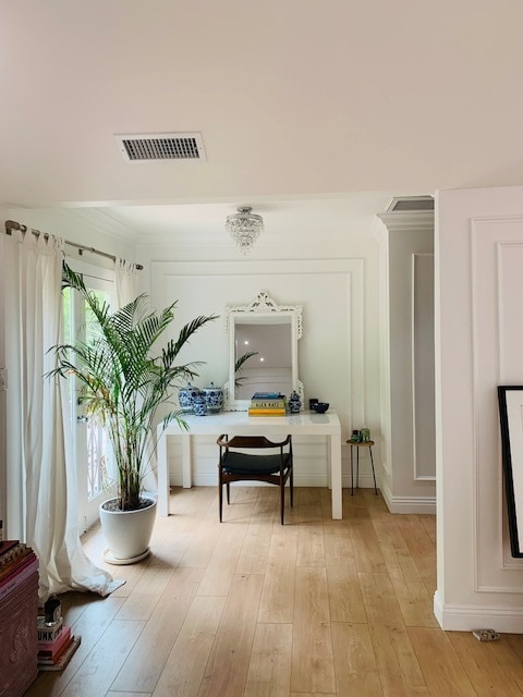 607 N Windsor Blvd, Unit 607 in Los Angeles, CA - Building Photo - Building Photo