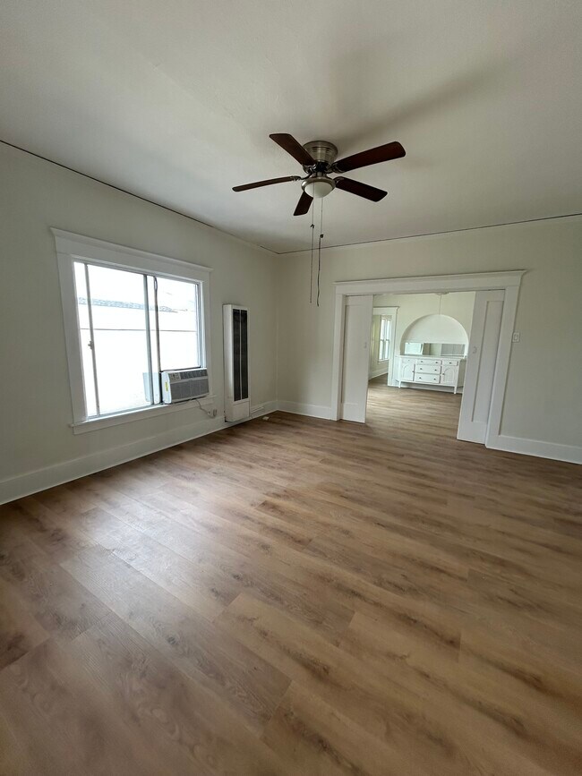 1240 Long Beach Blvd, Unit #B