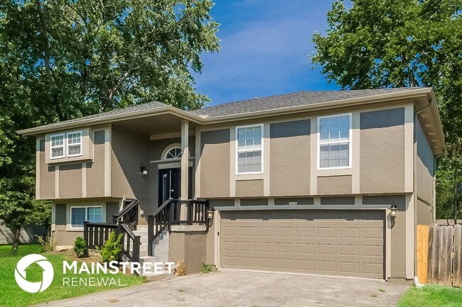 property at 17507 S Prospect Ave
