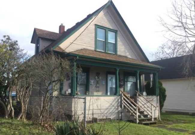 property at 2324 Cornwall Ave