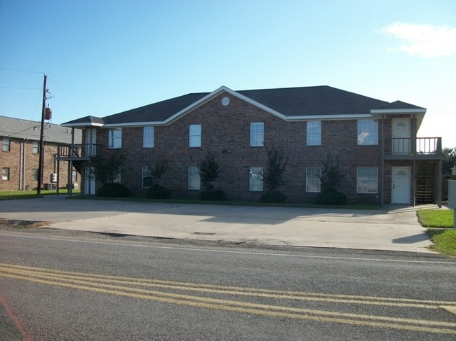 2501 Taft Ave in Groves, TX - Building Photo - Building Photo