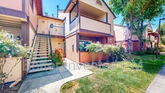 8201 Camino Colegio in Rohnert Park, CA - Building Photo
