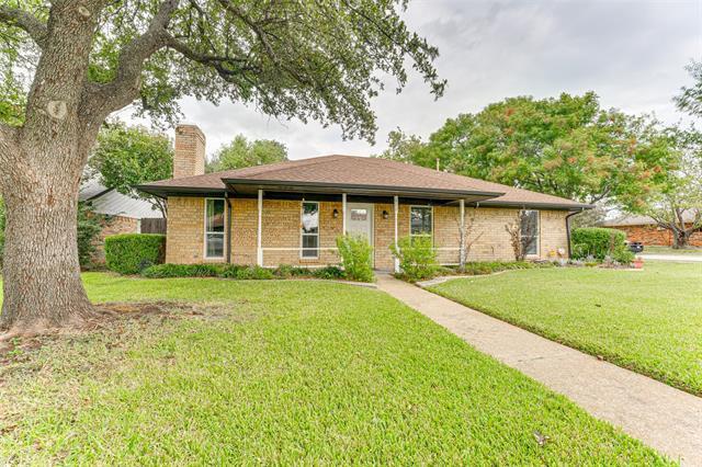 400 Stoneybrook Dr in Wylie, TX - Building Photo