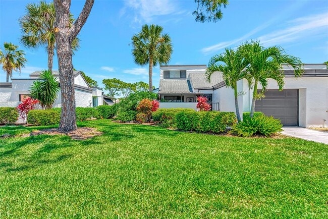 property at 3141 Heatherwood Ln