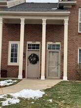 12208 Chesapeake Cir in Walled Lake, MI - Building Photo - Building Photo