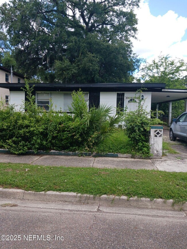 property at 1651 W 34th St