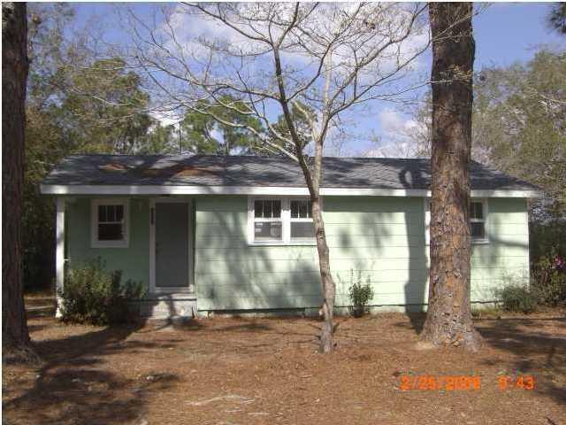 451 E 3rd Ave in Crestview, FL - Building Photo