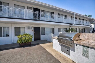 Terraces at Toscana in Sherman Oaks, CA - Building Photo - Building Photo