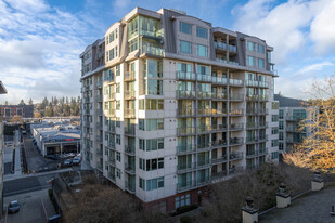 Palazzo in Bellevue, WA - Building Photo