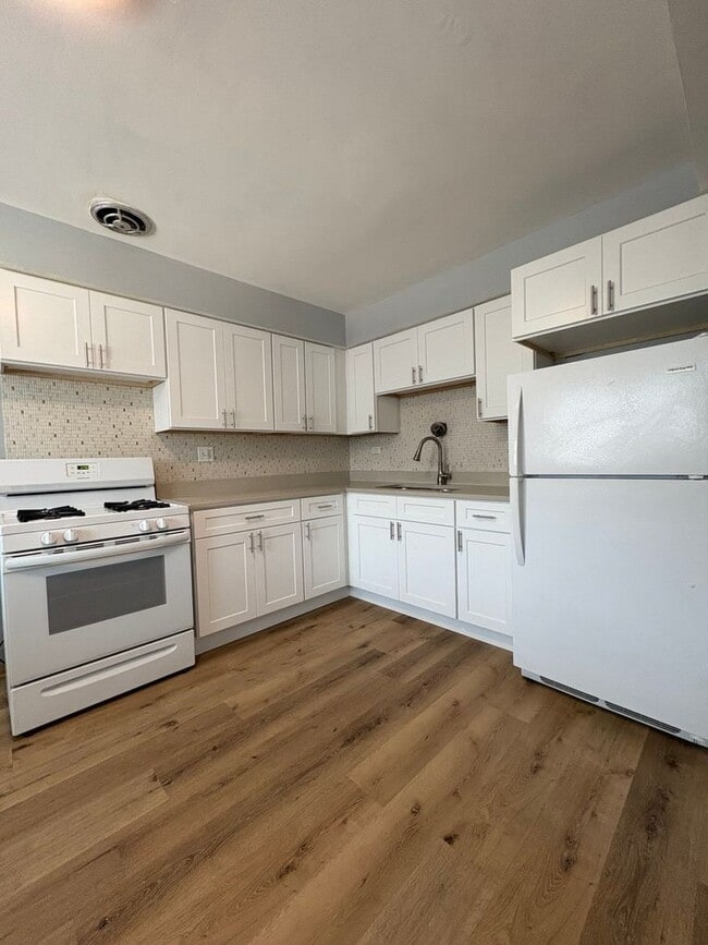 4934 Harold Ave in Schiller Park, IL - Building Photo - Building Photo