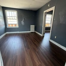 311 W King St in Martinsburg, WV - Building Photo - Building Photo