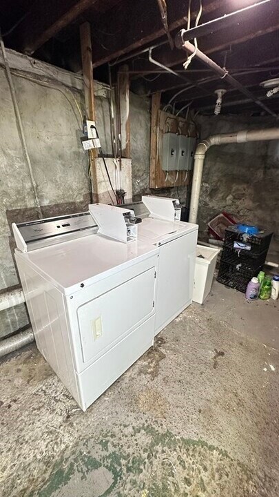 74 Antwerp St, Unit 2 in Boston, MA - Building Photo