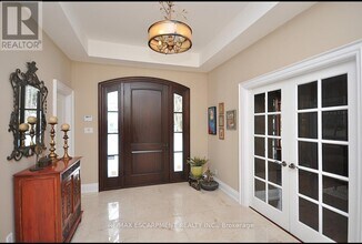 225 Forestwood Dr in Oakville, ON - Building Photo - Building Photo