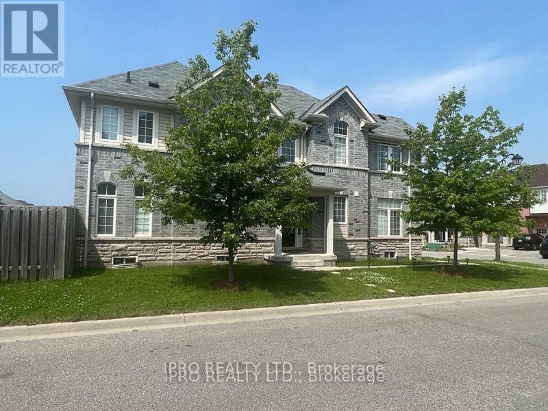 25 Hornett Way in Ajax, ON - Building Photo